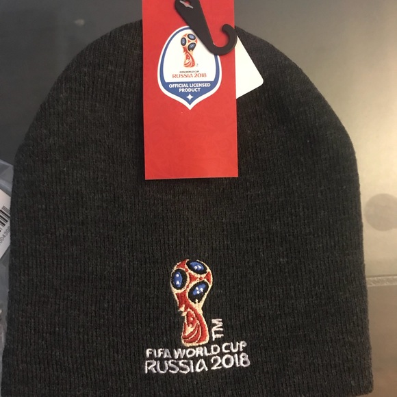 Soccer gear - Picture 3 of 7